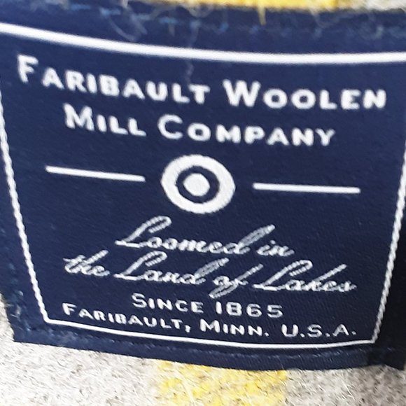 Faribault Woolen Mill Company 100% Wool Plaid Grey Green Oblong Scarf New! - Picture 11 of 15